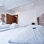 Alpha Apartament *