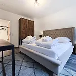 Alpha Apartament