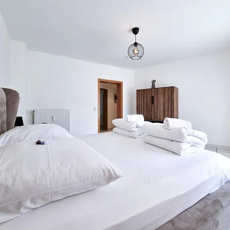 Alpha Apartment