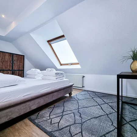 Alpha Apartment